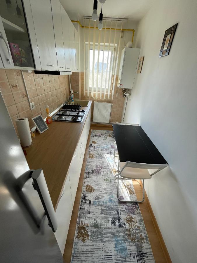 Apartament Cina Husi Екстер'єр фото
